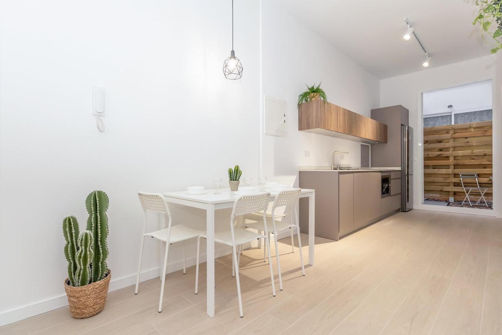 Guestready - Valencia'S Vibrant Malvarrosa Eksteriør billede